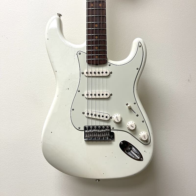

Электрогитара Fender LTD 64 Strat Journeyman Closet Classic 2022 - Aged Olympic White