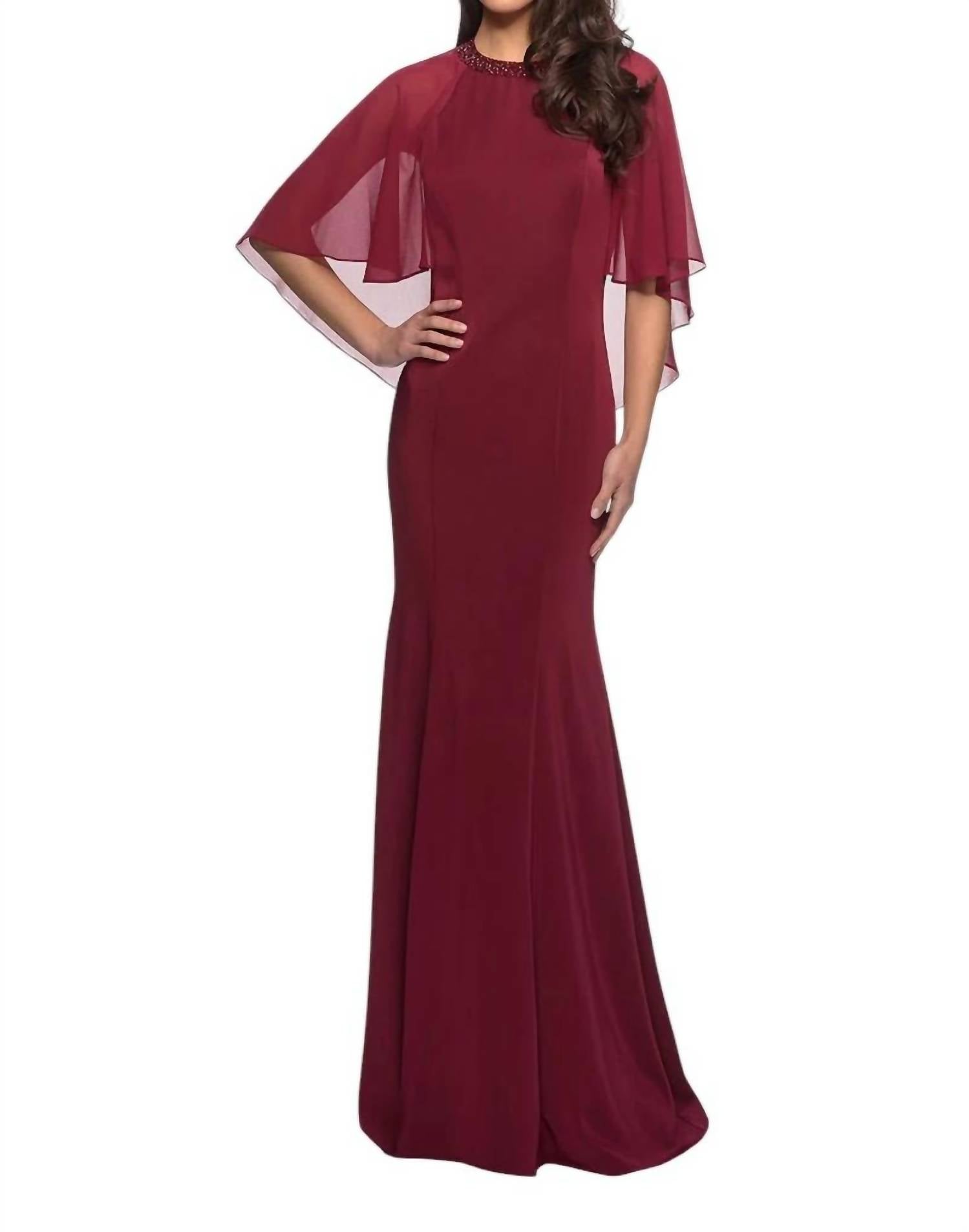 

Платье Fit And Flare в бордовом цвете La Femme