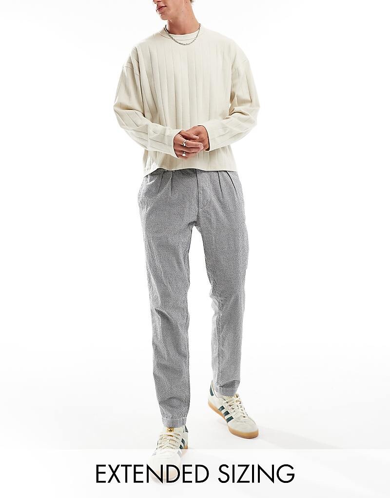 

ASOS DESIGN – Текстурированные брюки со складками Returned, черно-белая клетка