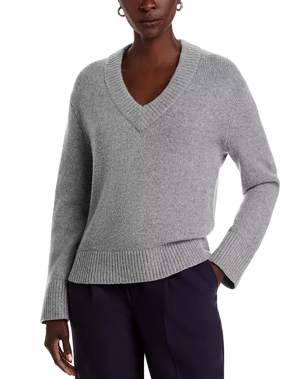 

Новый свитер с V-образным вырезом из 100% кашемира - эксклюзив. C By Bloomingdale'S Cashmere, серый