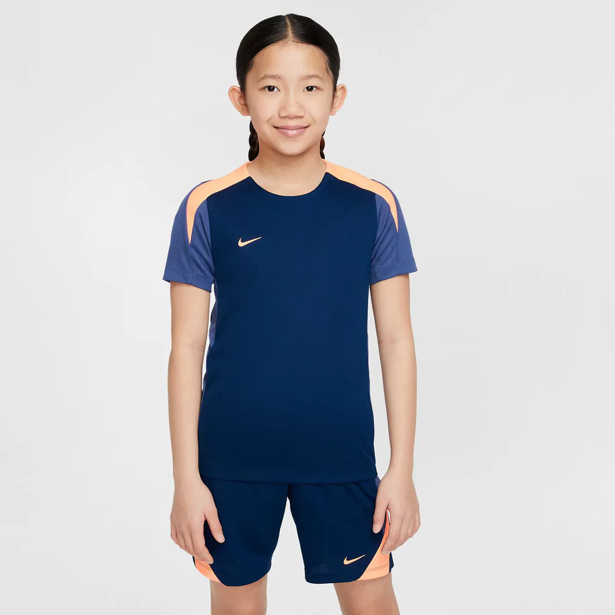 

Детская футболка Nike Dri-Fit Strike 24, синий