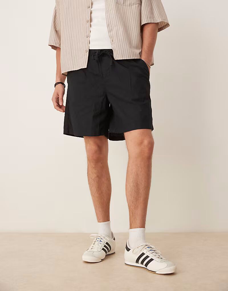 

Широкие шорты из льняной смеси ASOS DESIGN черного цвета
