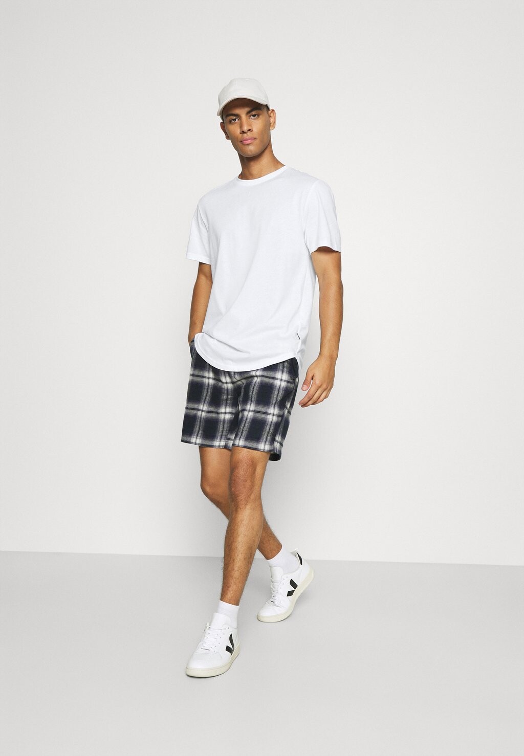 

Базовая футболка ONSMATT LONGY TEE 7 PACK Only & Sons, цвет white