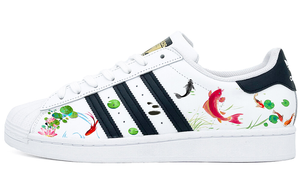 

Кроссовки adidas originals Superstar Series Skateboarding Shoes Unisex Low-top Green, красный