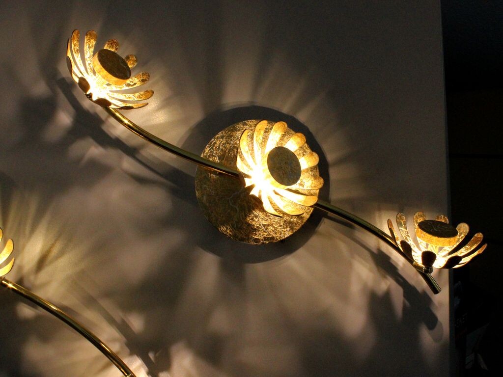 

Светодиодный потолочный светильник Luce Ambiente Design Bloom в золоте 3x5 Вт 900 лм, золото