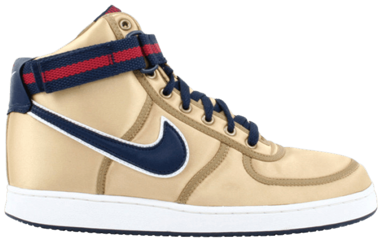 

Кроссовки Nike Vandal, золотой