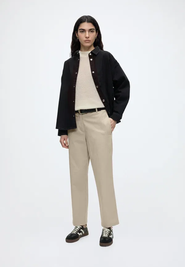 Брюки чинос прямые зауженные Tommy Hilfiger, бежевый — фото 2