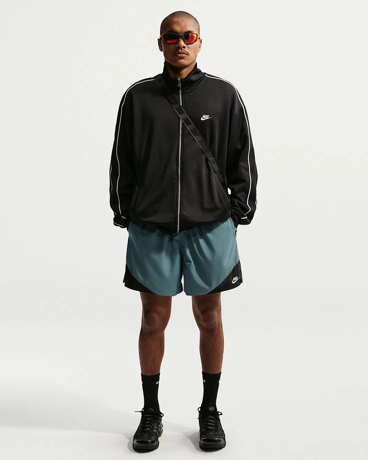 Мужские легкие тканевые шорты Nike Windrunner, Mineral Slate/Black/White