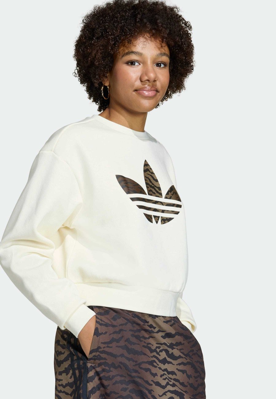 Толстовка Adidas Originals LOOSE BOXY CREW-JUNIOR, Cream White/Off-White — фото 3