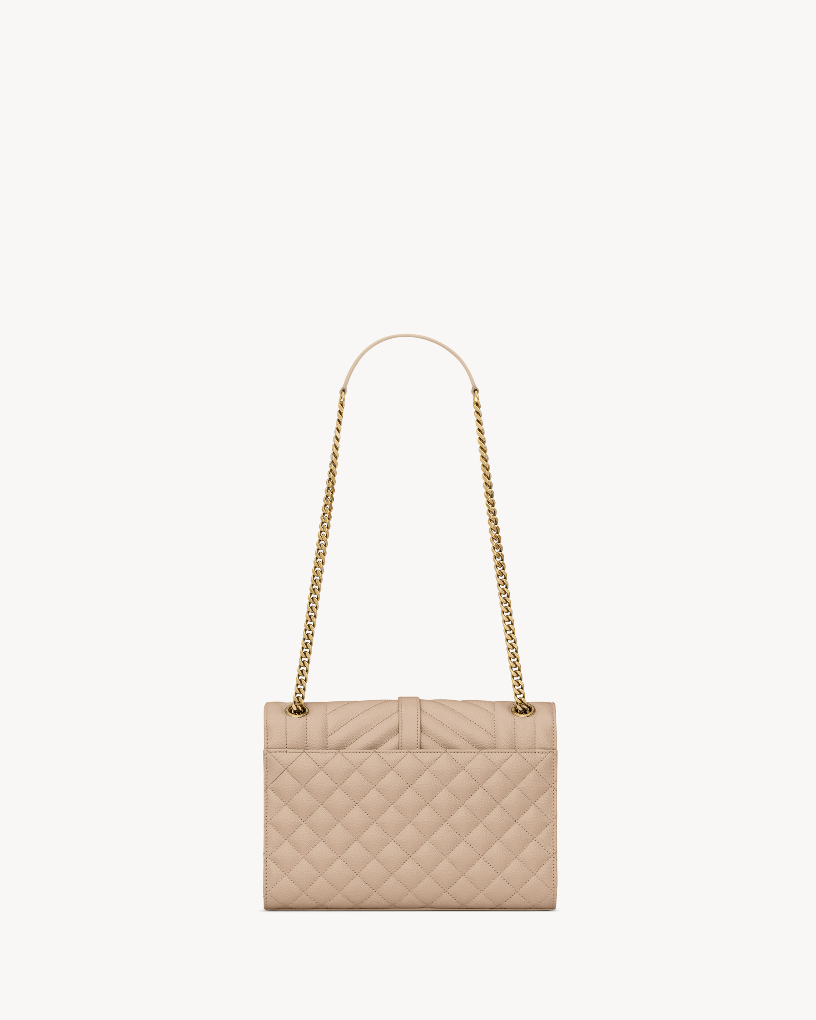 Сумка Envelope Medium из стеганой кожи Grain de Poudre с тиснением Saint Laurent, бежевый — фото 3
