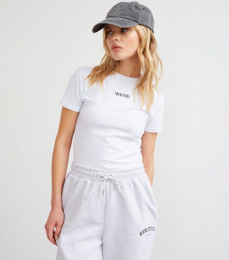 

WKNDGIRL Белая укороченная футболка WKNDGIRL, белый