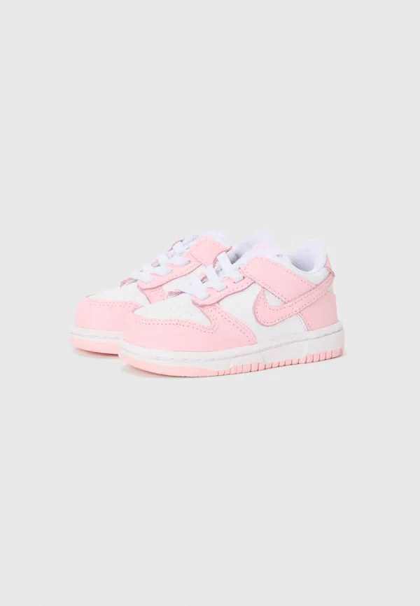 Унисекс кроссовки dunk low Nike Sportswear, White/Med Soft Pink/White — фото 2