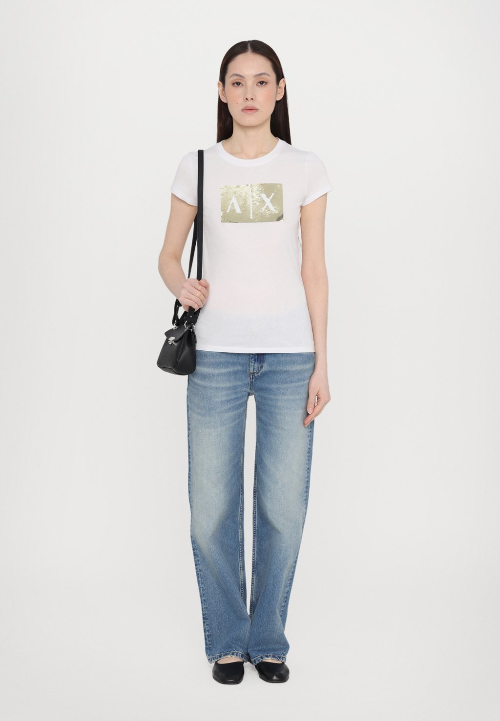 

Сумка SMALL HANDBAG Armani Exchange, черный