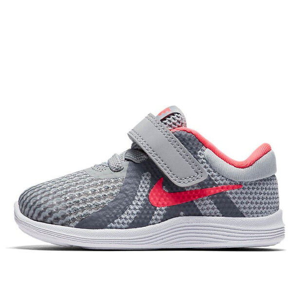 

Революция кроссовок 4 Nike, серый