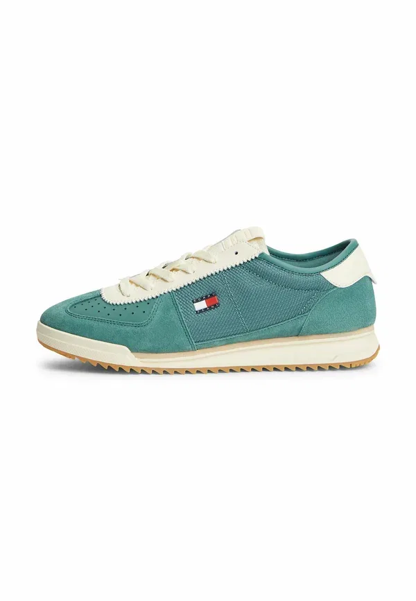 Кроссовки Tommy Jeans Tjm retro runner cleated mix skate shoes, обугленный нефрит