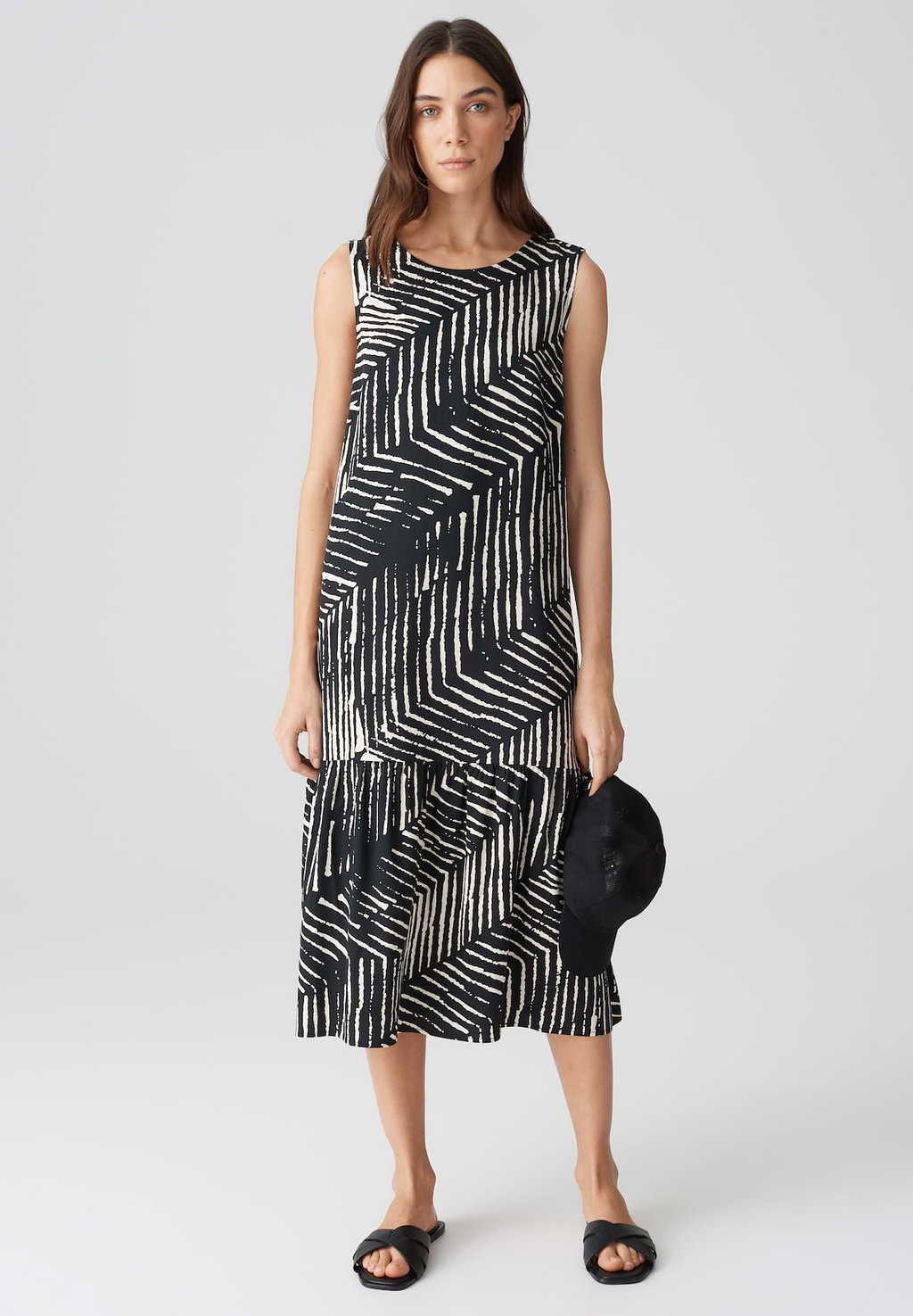 

Повседневное платье RELAXED MIDI A-LINE FIT PRINT OPUS, черный