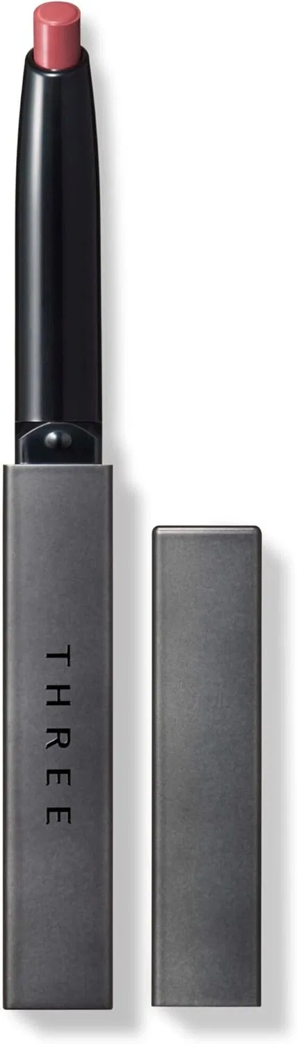 Помада-карандаш для губ THREE Lip Dream on Alluring Lilone 0.5g 04 Cool Co ммunicator