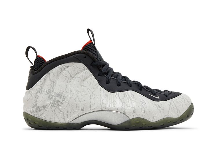 

Кроссовки Nike Tekken 8 x Air Foamposite One Premium Jin Kazama, серый