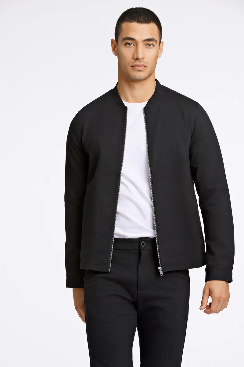 

Функциональная рубашка LINDBERGH "Overshirt" на стрейче, черный
