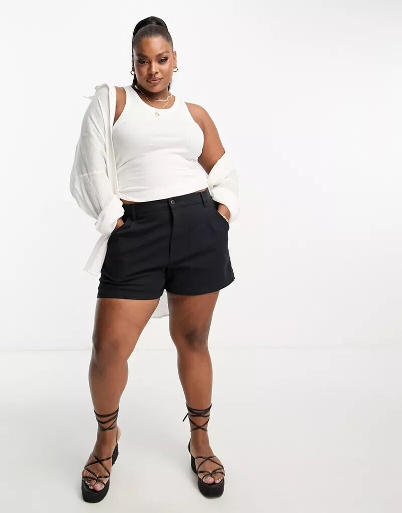 

Черные шорты чинос ASOS Curve