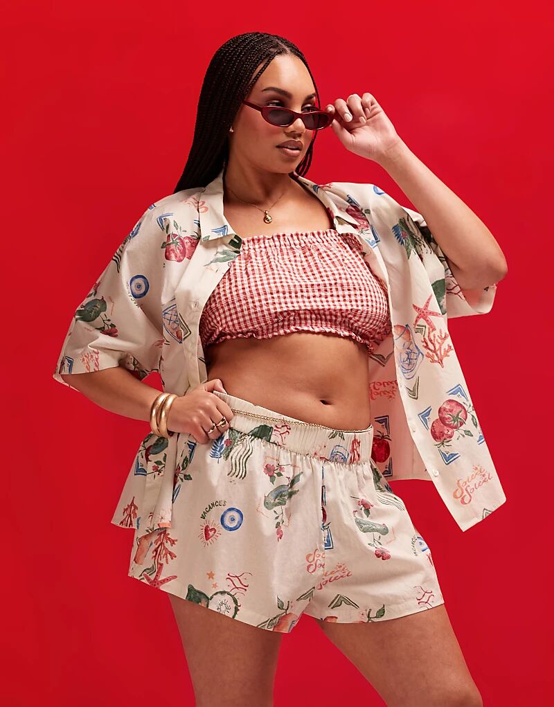 

Пляжные шорты ASOS DESIGN Curve из искусственного льна с принтом открытки — часть комплекта Asos Curve