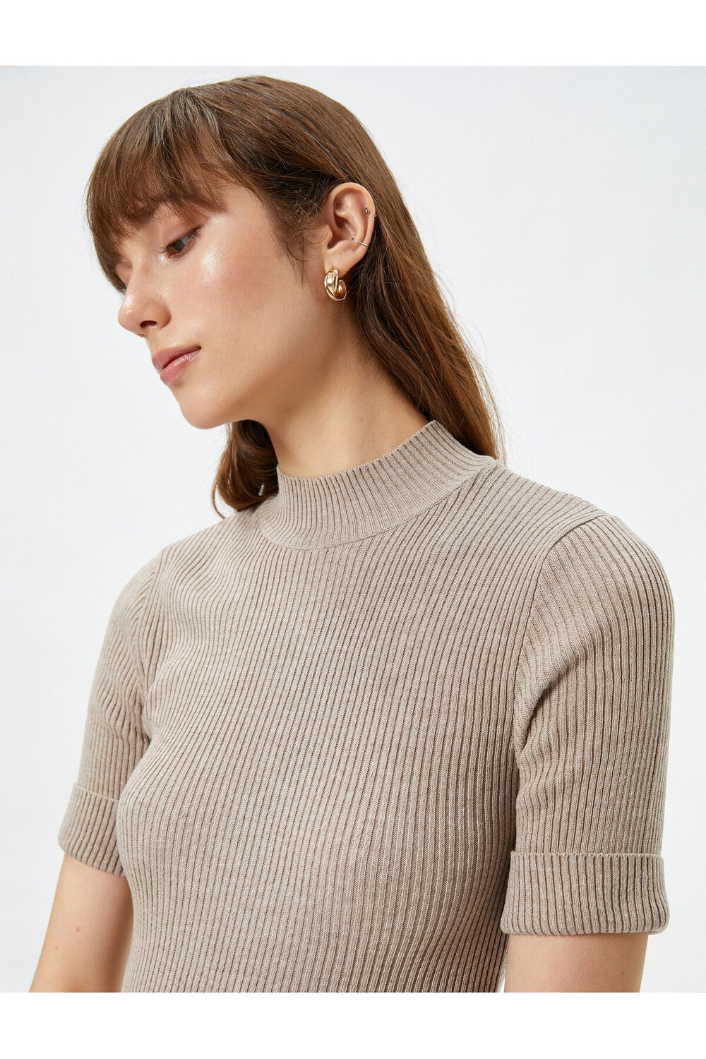 

Трикотаж Свитер с коротким рукавом Полуводолазка в рубчик Koton, коричневый