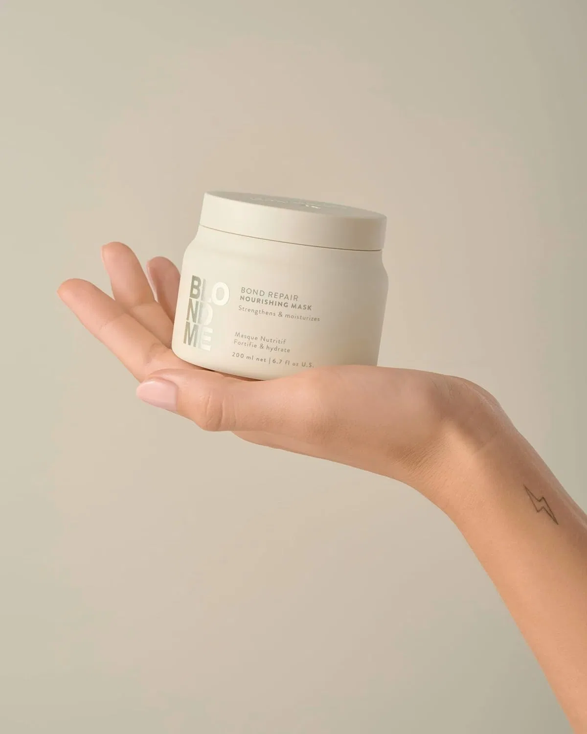 Восстанавливающая маска для осветленных волос «BlondMe Bond Repair» от Schwarzkopf Professional Blondme — фото 3