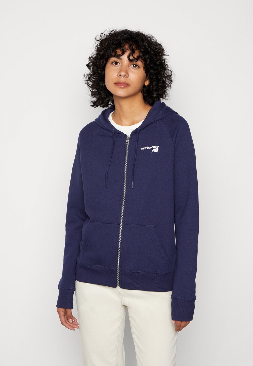 

Толстовка CLASSIC CORE FASHION New Balance, цвет pigment