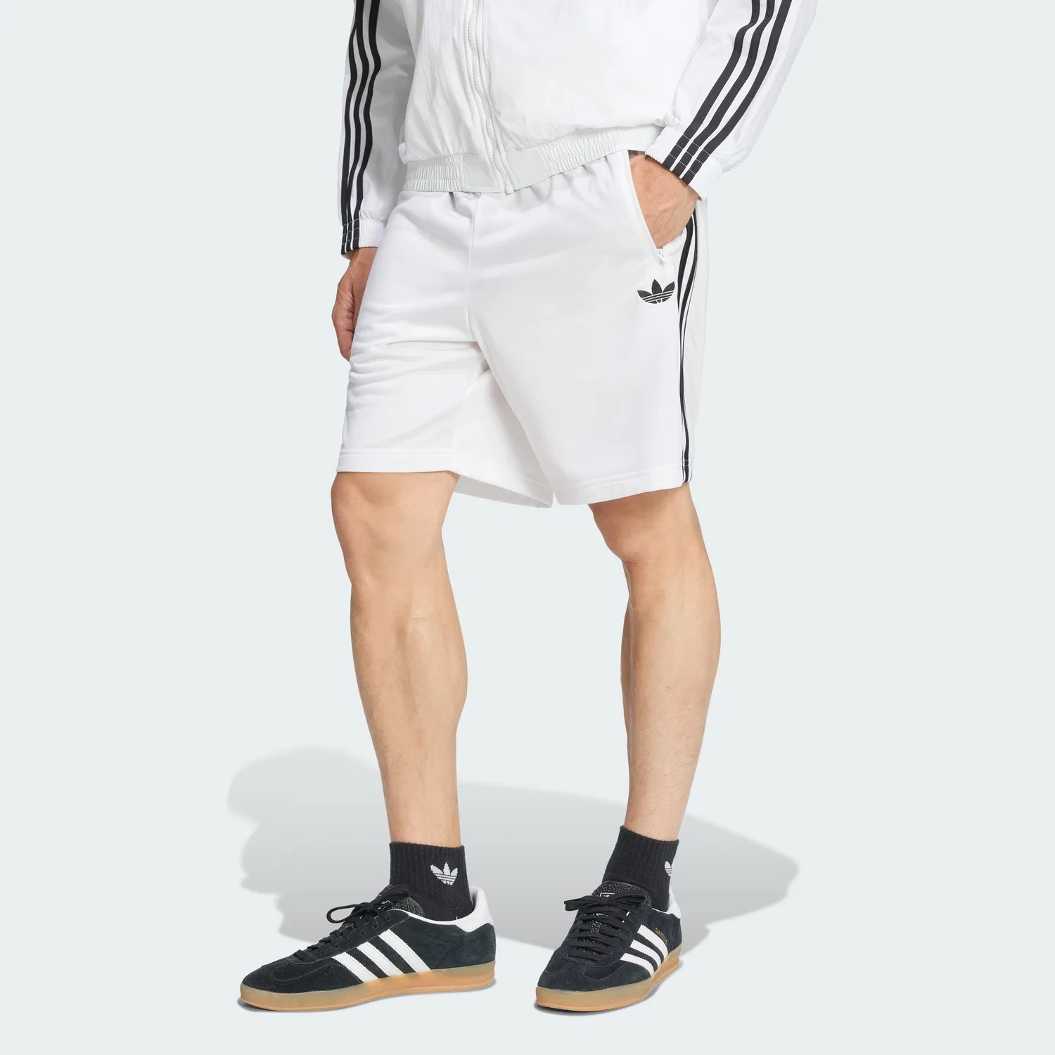 Мужские белые шорты Firebird от Adidas