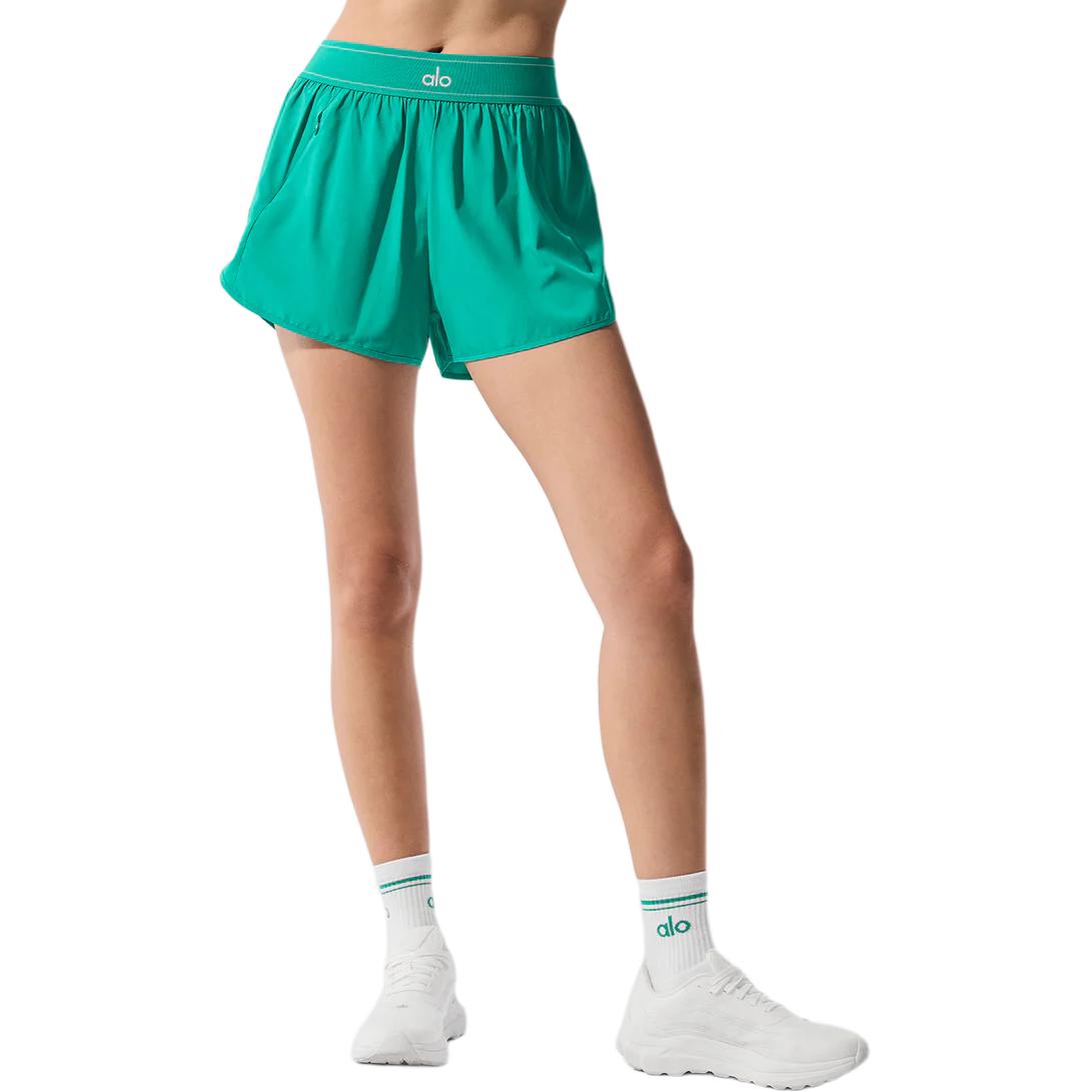 

Alo Yoga Женские спортивные шорты черные