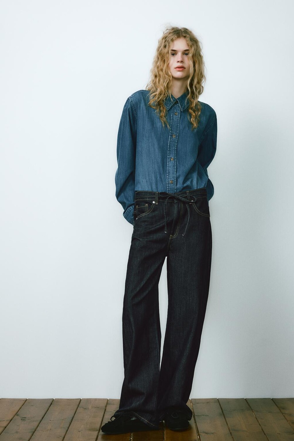 

Брюки джинсовые trf на шнурках ZARA, темно-синий