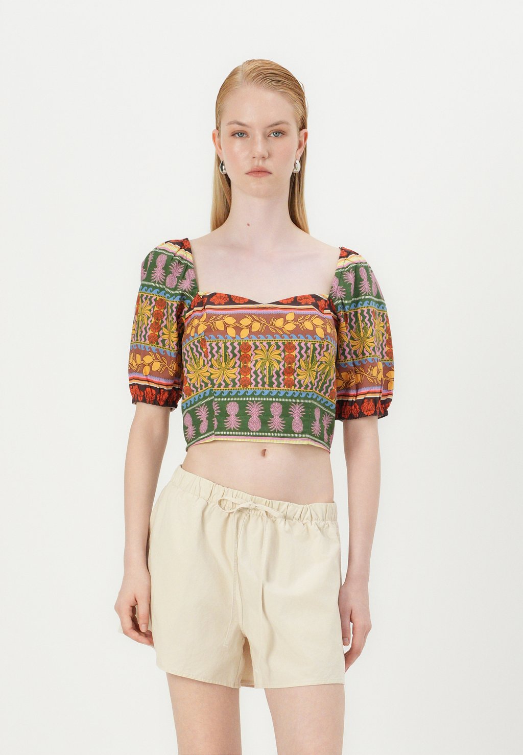 

Блуза VMTRUELY TROPICAL CROP Vero Moda, кремовый