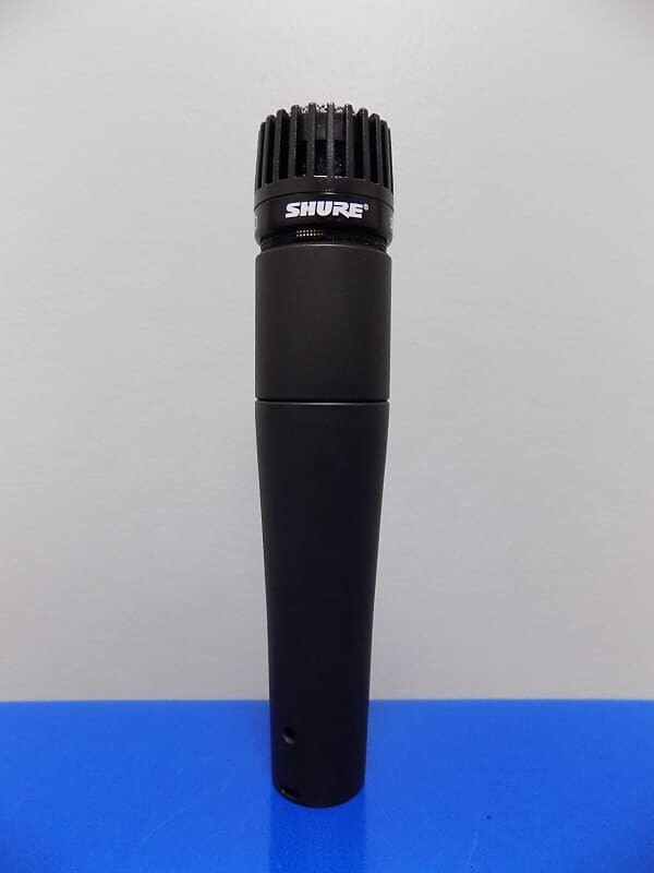 

Микрофон Shure SM58S Handheld Cardioid Dynamic Microphone with On / Off Switch