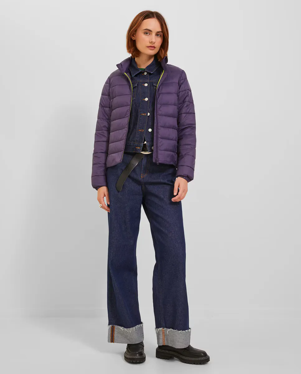 

Женская легкая пуховик Jack & Jones, фиолетовый