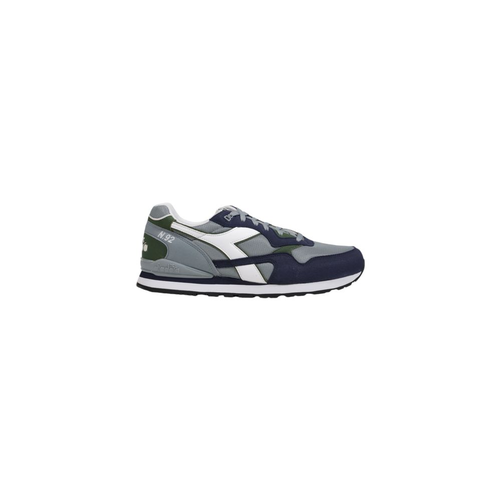 

Кроссовки из серой ткани Diadora