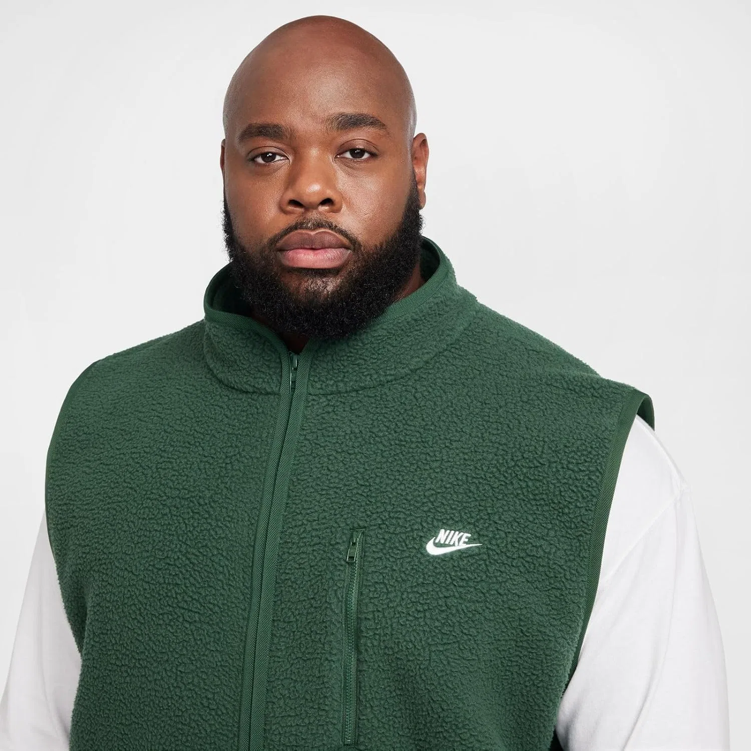 Мужской зимний жилет Nike Sportswear Club (цвет ель/белый, FZ0894-323) — фото 4