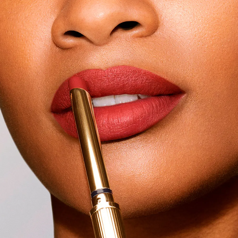 Помада для губ Pure color explicit matte barra de labios Estée Lauder, цвет 110-Wrong Place Right Time, 7 гр. — фото 3