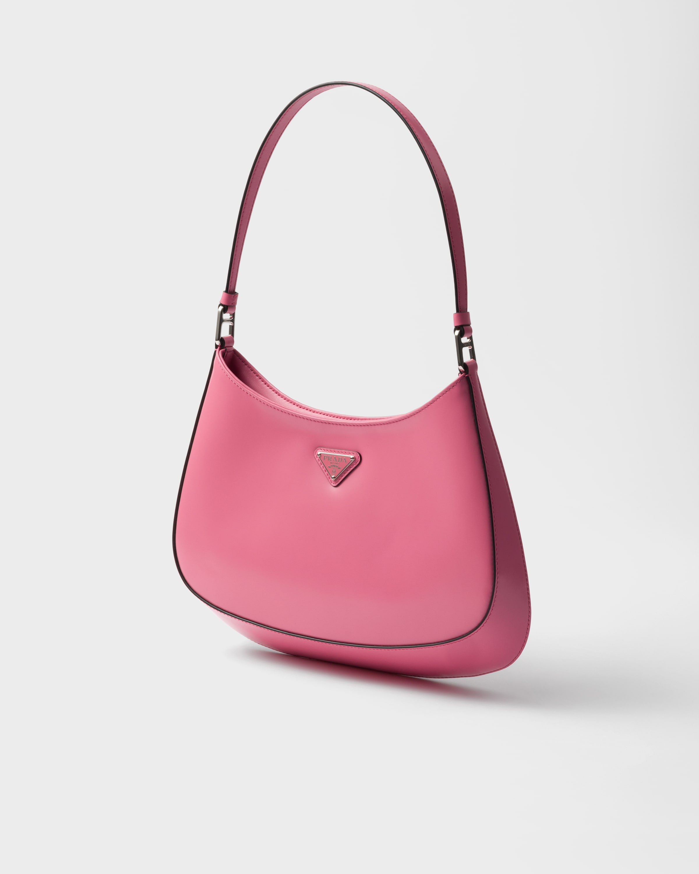 Сумка Prada Cleo из полированной кожи через плечо Prada, бегония — фото 3