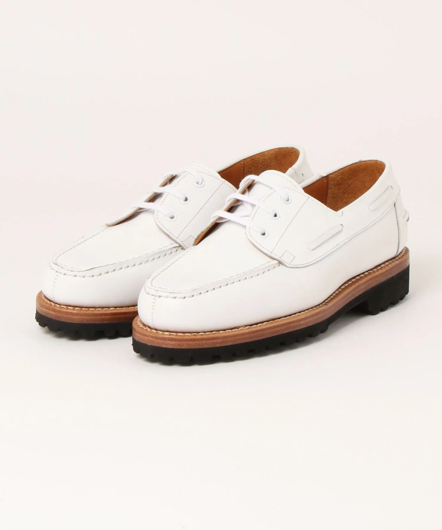 Мужские и женские мокасины/дека-обувь Jalan Sriwijaya 98978 CALF WHITE VIBRAM SOLE
