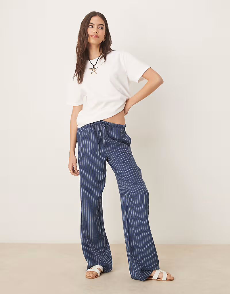 

JDY Высокие широкие брюки в синюю полоску JDY Tall