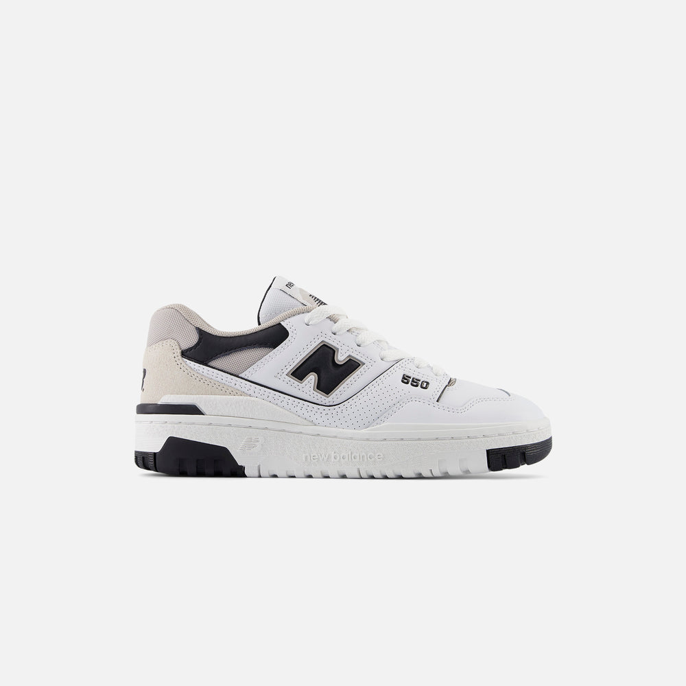 

Кроссовки New Balance GS 550, цвет White/Black