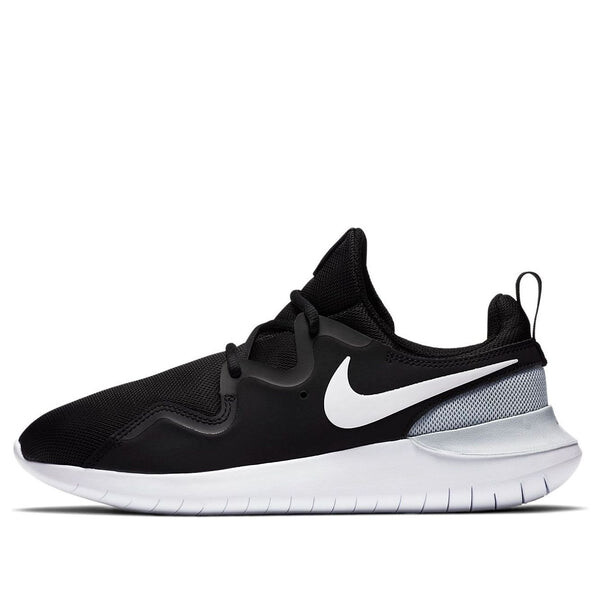 

Кроссовки tessen Nike, черный
