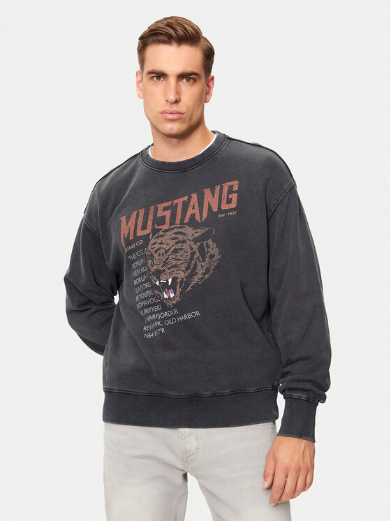 

Толстовка оверсайз Mustang, черный