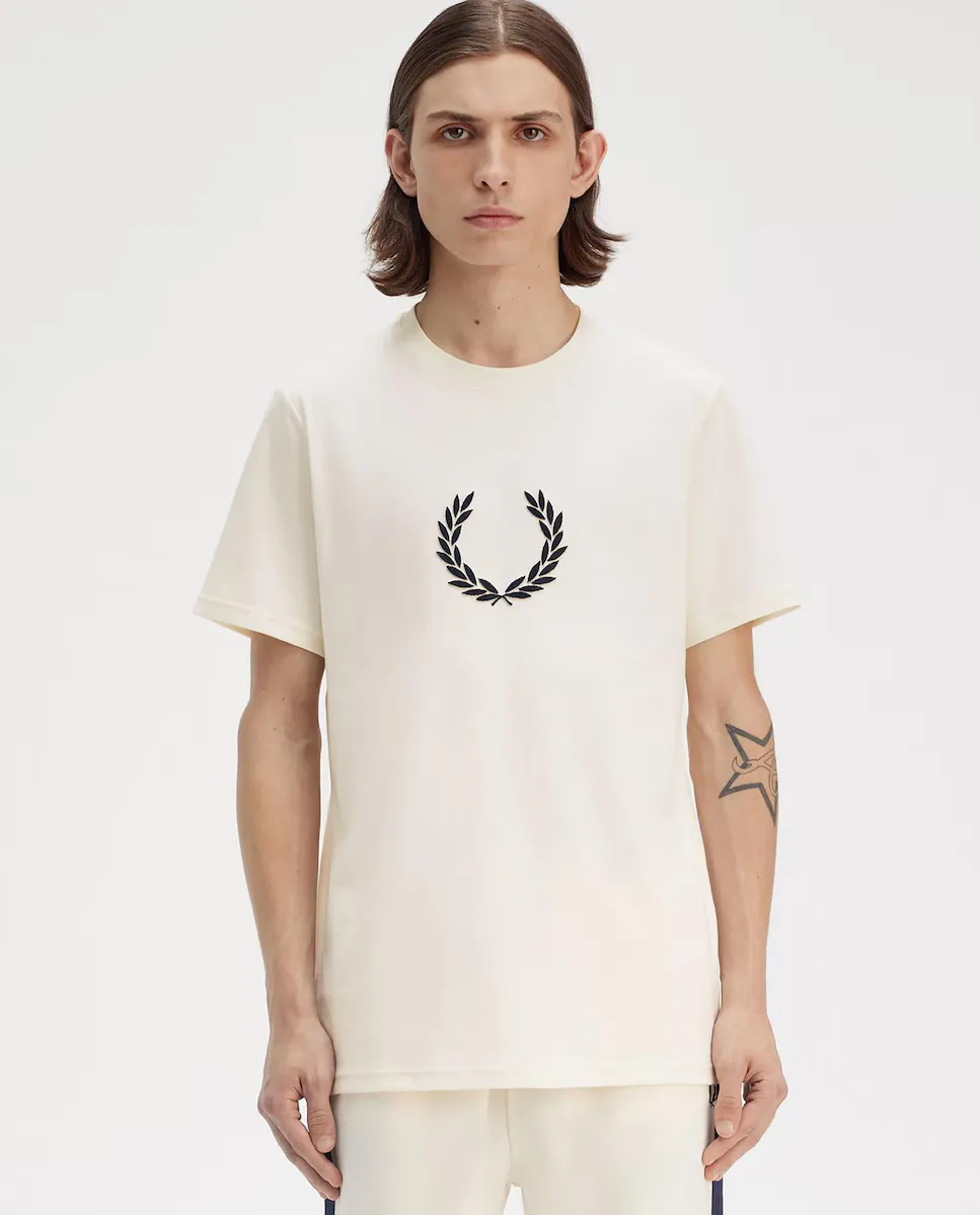 

Мужская футболка с короткими рукавами и круглым вырезом Fred Perry, цвет Crudo