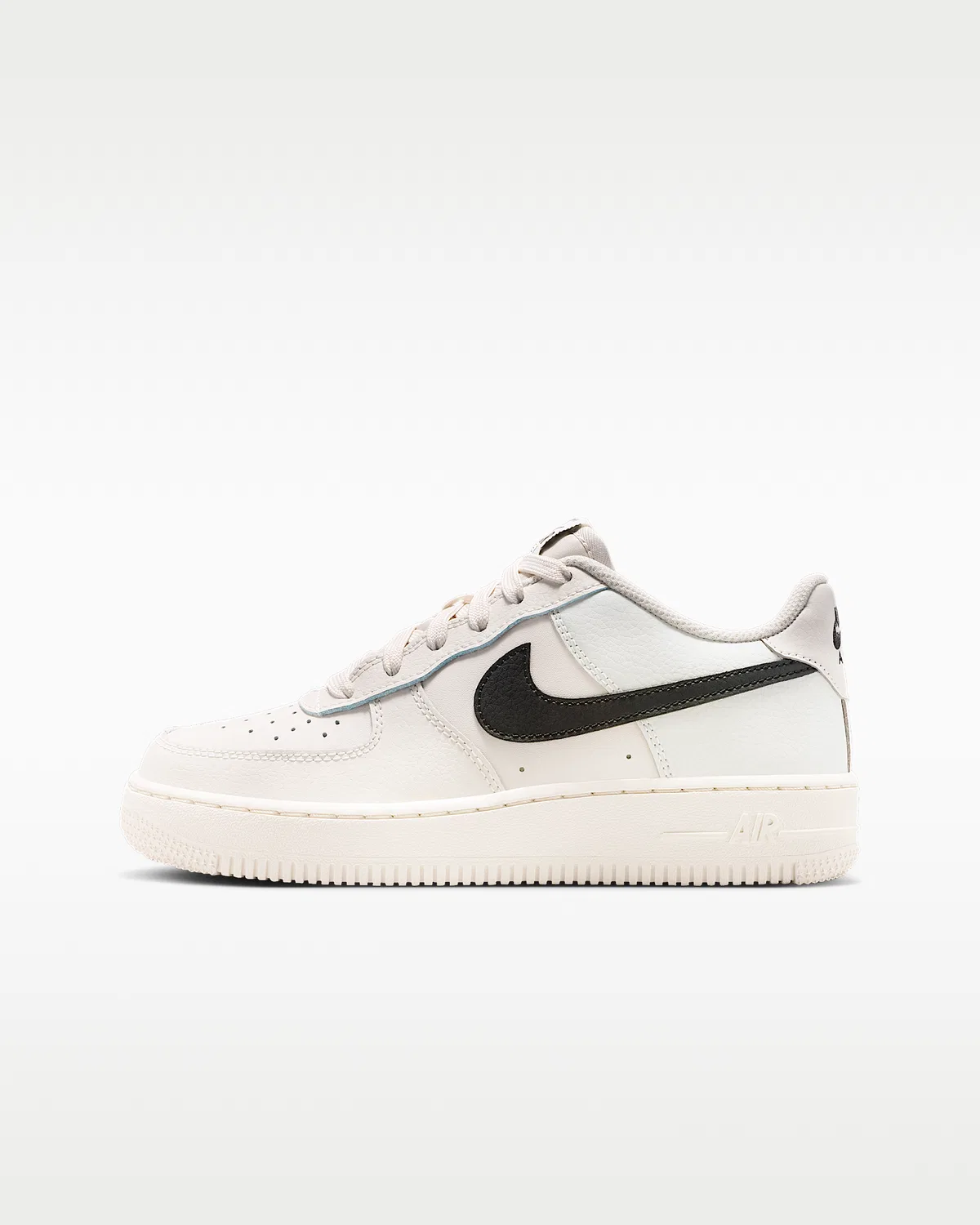 Детские кроссовки Nike Air Force 1 Essential+, Phantom/Black