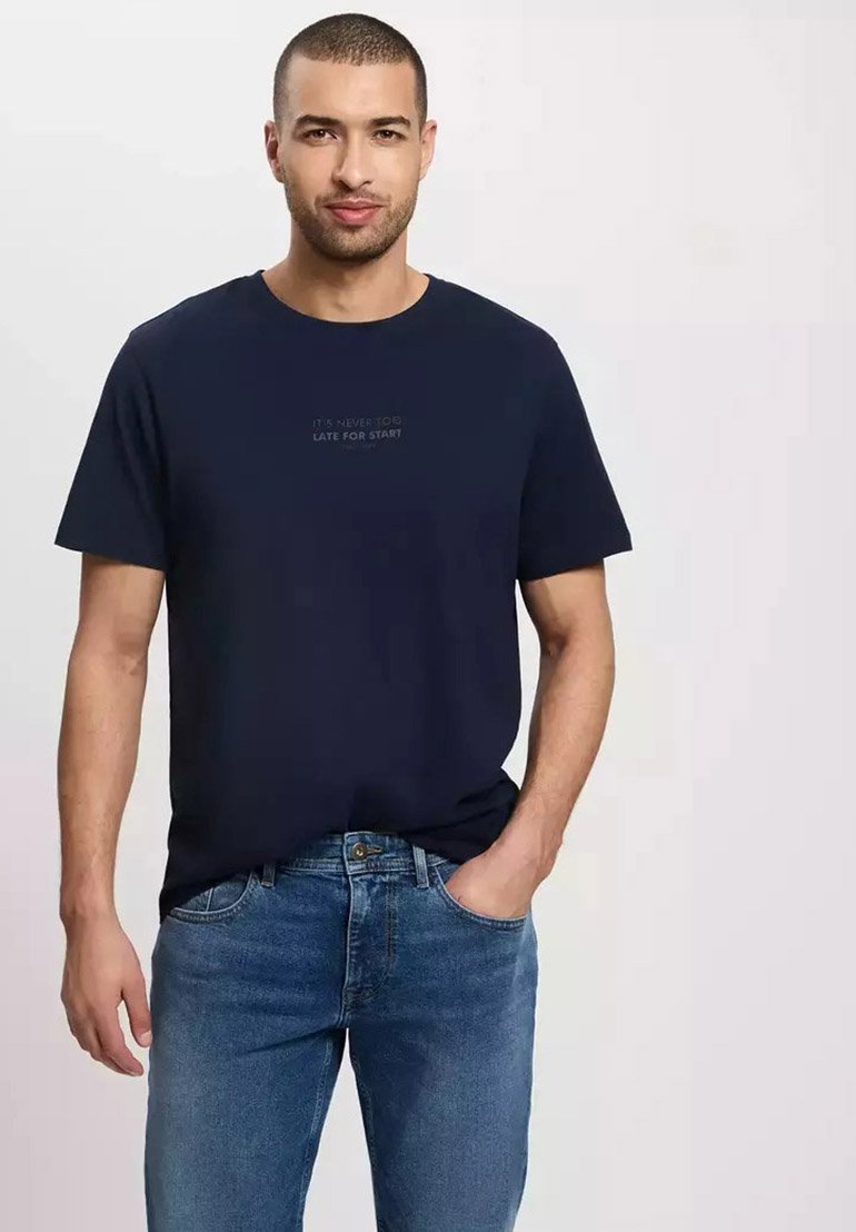 

Футболка с принтом Cross Jeans, темно-синий