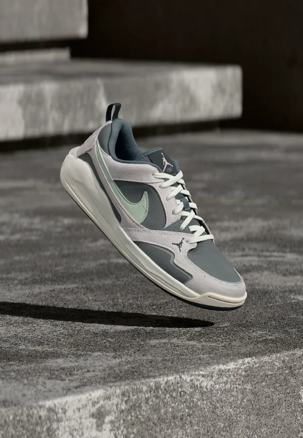 Кроссовки jordan cmft era Jordan, Cool Grey/Jade Aura/Iris Whisper/Anthracite/Sail/Iced Carmine