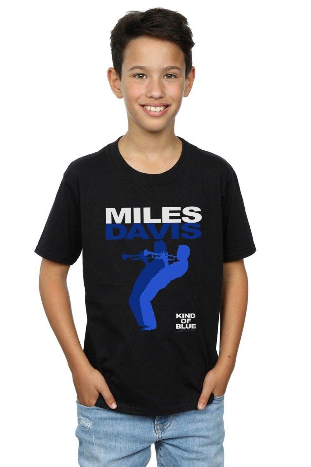 

Вид синей футболки Miles Davis, черный