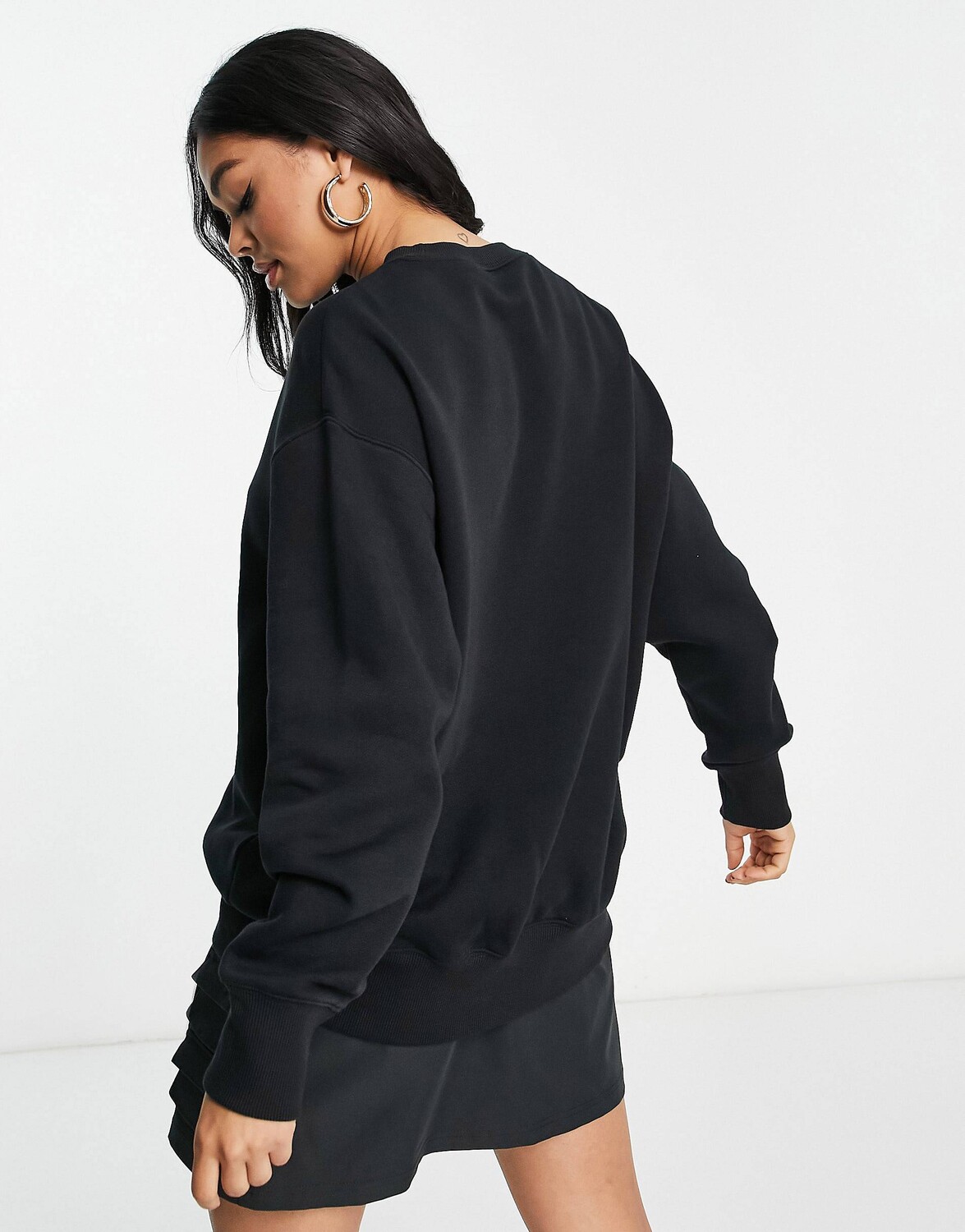 Черная толстовка с круглым вырезом и парусиной Nike mini swoosh — фото 3