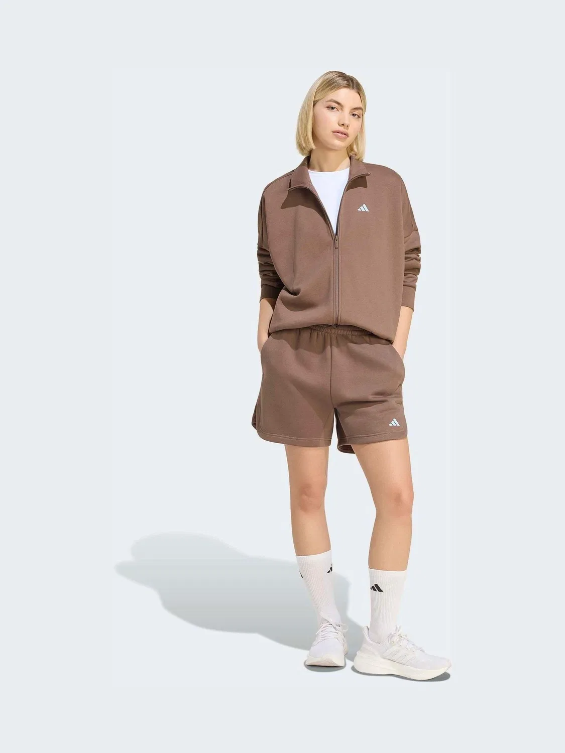 Шорты свободного кроя 3-Stripes Studio Fleece adidas, коричневый — фото 3
